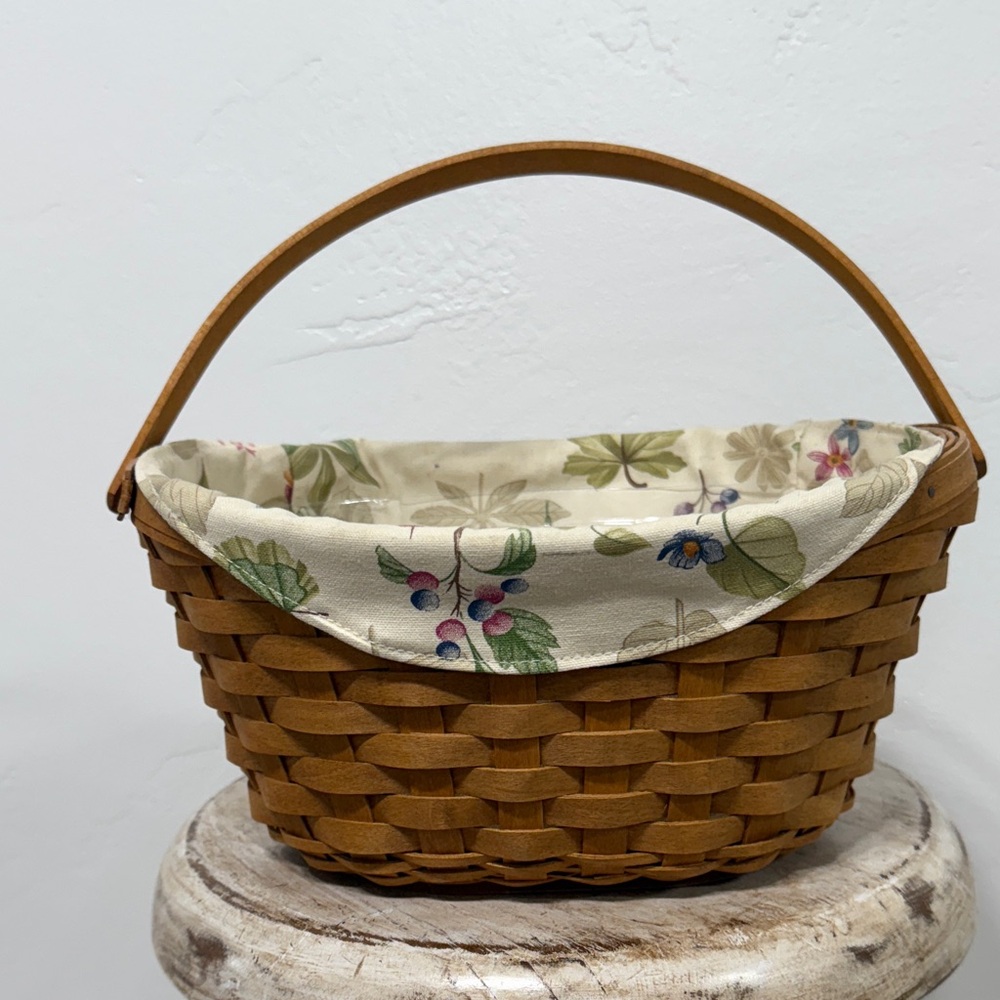 Longaberger Baskets Medium Crocus Basket 10 1/4"